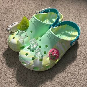 Margaritaville x Crocs Womens Size 11/ Mens Size 9 Lightly Used (READ)
